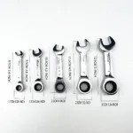 Short handle adjustable head ratchet wrench mini fast ratchet wrench labor-saving auto repair hardware dual-purpose wrench tool - Image 2