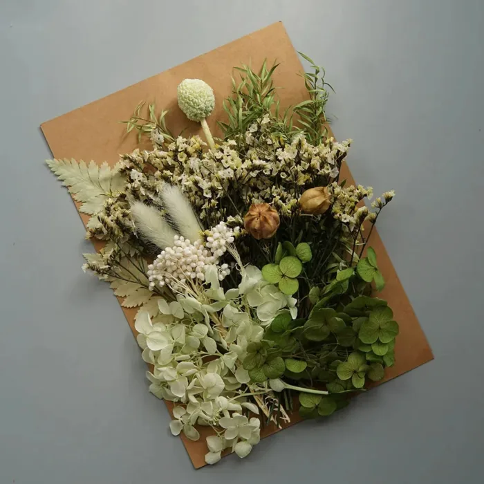 1 Bag Artificial Plants Dried Real Flowers Preserved Materials Epoxy Resin Candles DIY Floral Materials Hydrangea Set Flowers - Image 11