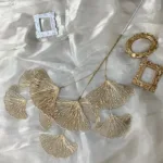 1PC Three-pronged Fan Leaf Netting Artificial Gold Ginkgo Eucalyptus Holly For Wedding Arch Flower Arrangement Party Decor - Image 4