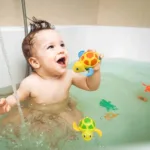 Baby Bath Toys, Clockwork Turtle For Toddlers Boys Girls, Wind Up Bath Toy, Water Toys Swimming Turtle, Random delivery - Image 2