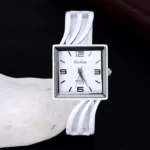 UTHAI W56 Women Watch Bracelet Watches Creative Square Clock Ladies Fashion Light Luxury Quartz Watch Versatile Jewelry Gift - Image 3