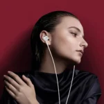 Portable 3.5mm In-ear Headphones in Ear Stereo Wired Headset High Definition Deep Bass InEar Microphone - Image 3