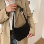 Soft Solid-color Shoulder Bag Large Capacity Multipurpose Tote Bag For Outdoor Dating - Image 2