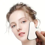 1pc Stainless Steel Gua Sha Tool, Ultra-thin Heart with Triangle Face And Hand Massager, Relax Metal Massager - Image 3