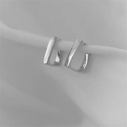 2024 New Simple Geometric U-Shaped Earrings For Women Fashionable Gold Color Irregular Earrings Trendy Jewelry Accessories - Image 5
