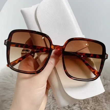 Outdoor Sunglasses Gradient Square Decoration Black Large Frame Transparent Trend Sunglasses 2025 Oversize Fashion Glasses - Image 9