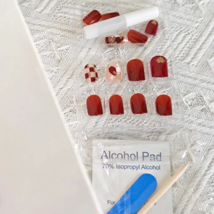 24pc Edgy Maroon Heart Checkerboard Nails Unique Medium-Short Round Press-Ons Available In Various Sizes - Image 6