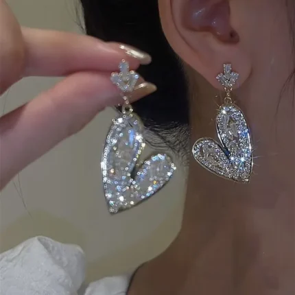 2023 New Fashion Unique Design Elegant Exquisite Light Luxury Zircon C Earrings Women Jewelry Party High-grade Gift Wholesale - Image 27