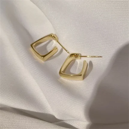2024 New Simple Geometric U-Shaped Earrings For Women Fashionable Gold Color Irregular Earrings Trendy Jewelry Accessories - Image 4
