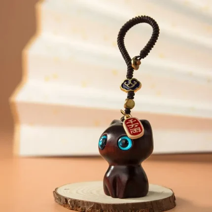 Sandalwood Wooden Cat Keychain Anime Cute Mobile Phone Chain Wooden Pendant Personality Creative Cute Accessories Hand-knitted - Image 4
