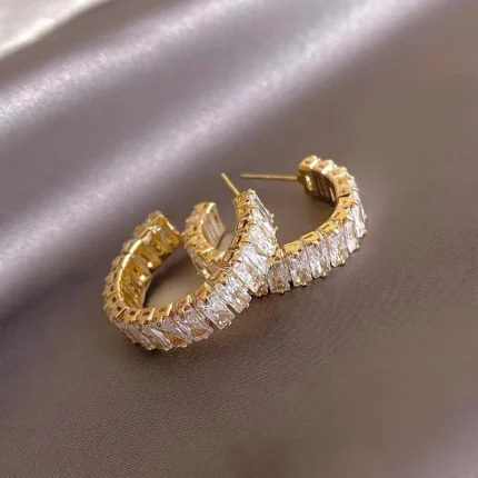 2023 New Fashion Unique Design Elegant Exquisite Light Luxury Zircon C Earrings Women Jewelry Party High-grade Gift Wholesale - Image 5