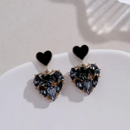 Black Rhinestone Love Earrings for Women Light Luxury Studs Fashion Classic High-Grade Temperament Personality Earrings - Image 2