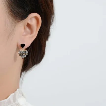 Black Rhinestone Love Earrings for Women Light Luxury Studs Fashion Classic High-Grade Temperament Personality Earrings - Image 4