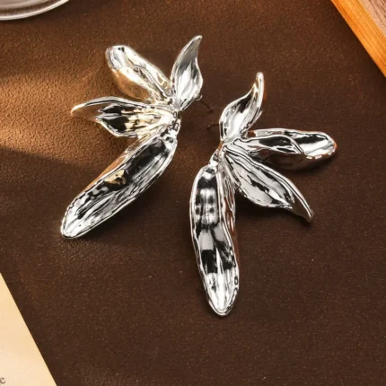 Irregular Big Petal Flower Golden Drop Earrings for Women Simple Exaggerated Temperament CCB Smooth Creative Jewelry Girl Gift