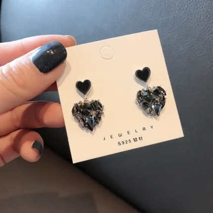 Black Rhinestone Love Earrings for Women Light Luxury Studs Fashion Classic High-Grade Temperament Personality Earrings - Image 5