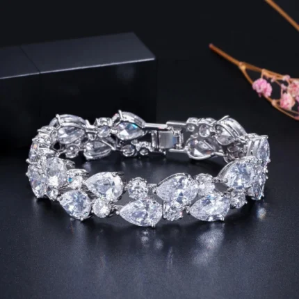 Pera Luxury CZ Green Cubic Zirconia Stone Large Women Charm Bangle Bracelets Bridal Jewelry Accessories for Bridesmaids B029 - Image 3